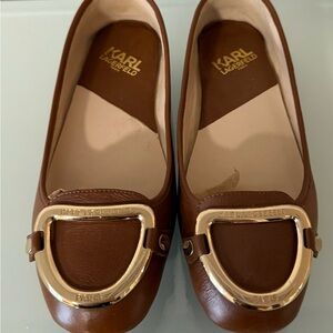 Karl Lagerfeld Gold Brown Flats with Classic Design
